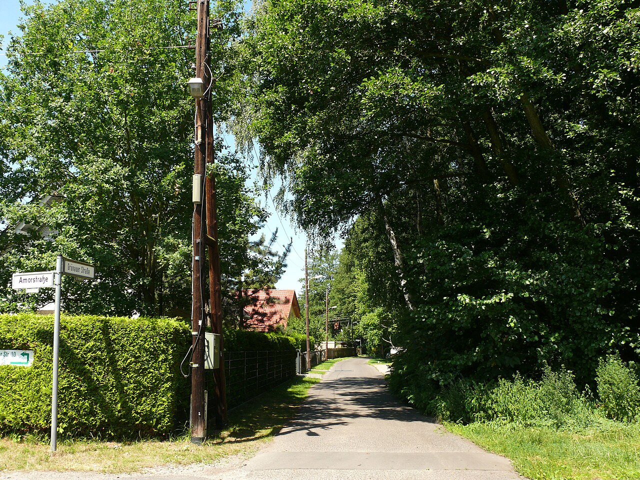 Grünauer Straße in Berlin-Bohnsdorf, 2013; kein Hotelfoto.