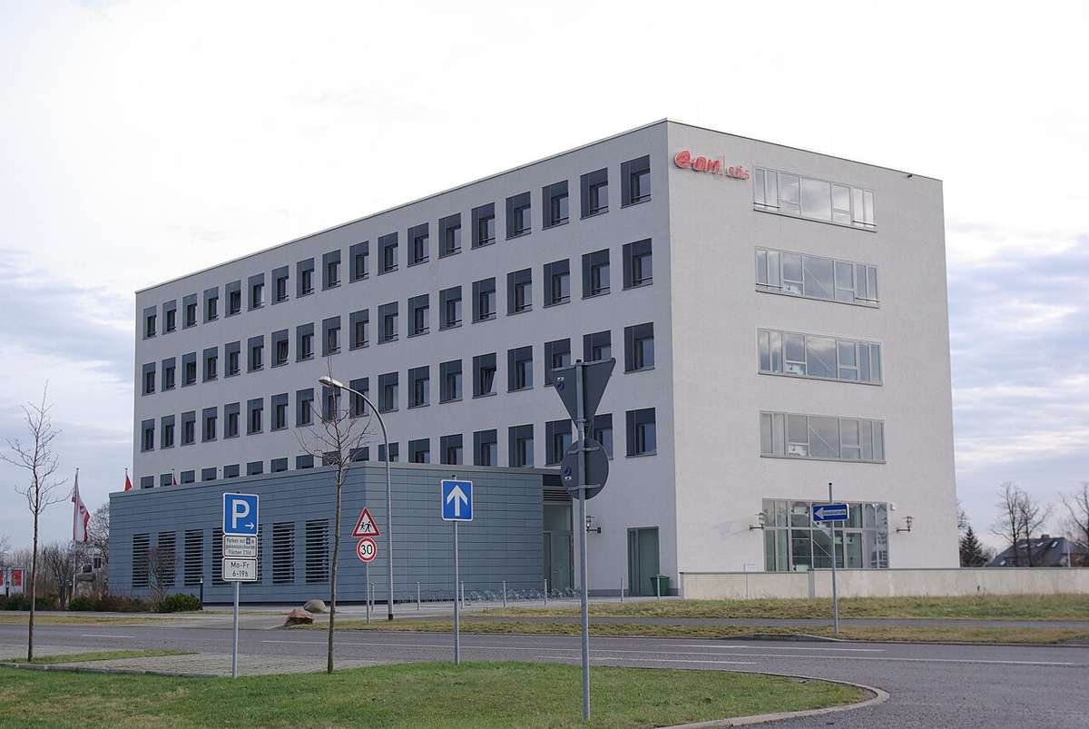 Rathaus Schönefeld, 2007; kein Foto des Motels.